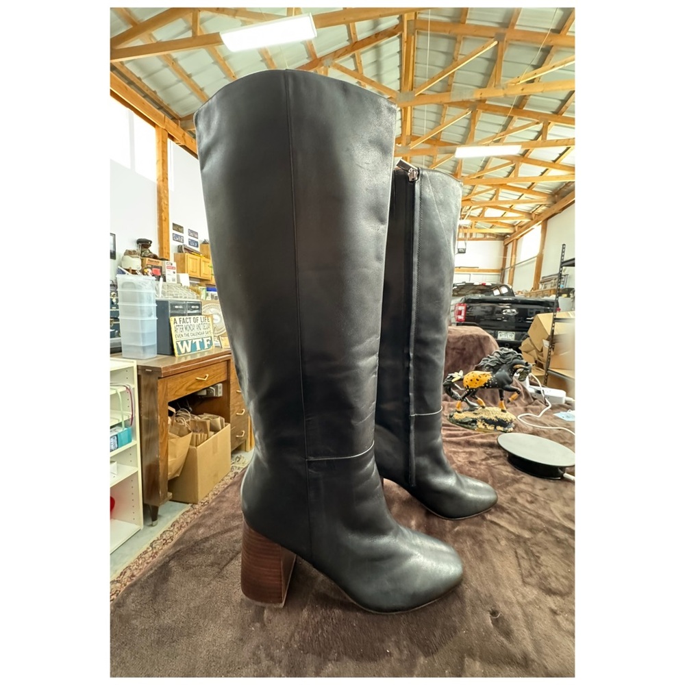 Calvin Kline Arista Leather knee high block heel boots size 8.5